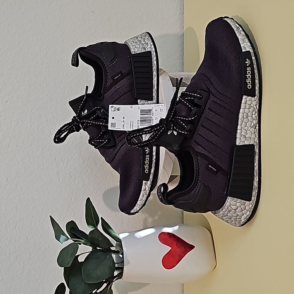 Adidas NMD_R1 GX1775 Women's Night Brown Running Sneaker Shoes Size 8